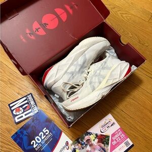 Bandit x ASICS Novablast 5